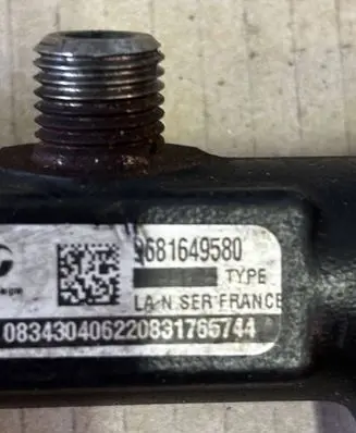 Citroen C4 I Fuel main line pipe 9681649580 120831765744