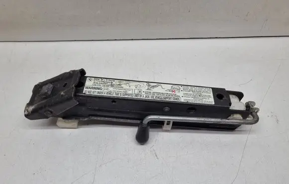 BMW 3 E46 Lift Jack 6767944 71126767944