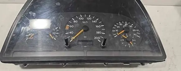 Mercedes-Benz Vito Viano W638 Speedometer (instrument cluster) 0005428801 110008850023