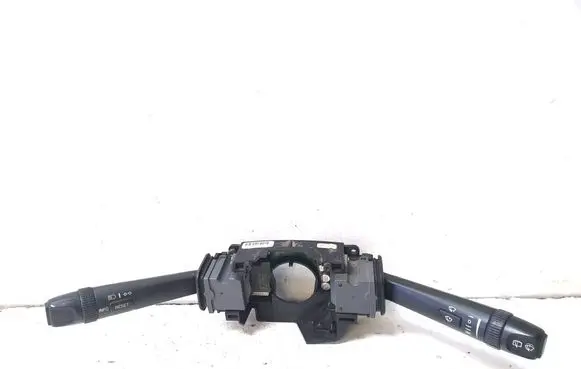 Volvo V70 Indicator stalk 30772171