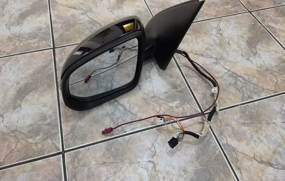 Mercedes-Benz GLE W167 Front door electric wing mirror A1678109301 A1678105302