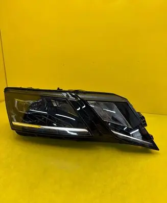 Skoda Octavia Mk3 (5E) Headlight/headlamp 5E1941018F