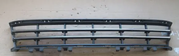 Volvo V70 Front bumper lower grill 31323990