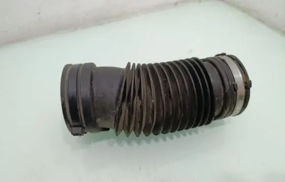 Peugeot 5008 Air intake hose/pipe 9685498280