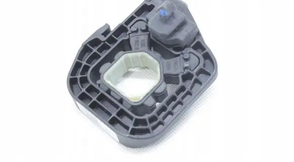BMW X1 U11 Radiator mount bracket 5A98219