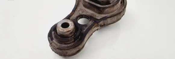 Mazda 2 Engine mount bracket D65139040