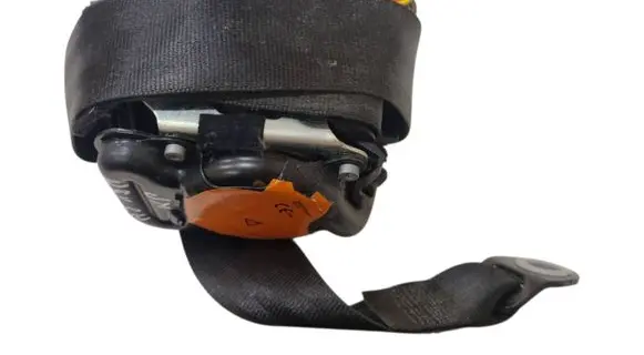 Audi A3 S3 8V Front seatbelt 3066322