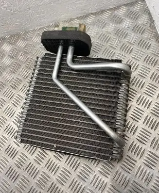 Air conditioning (A/C) radiator (interior)