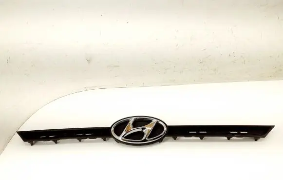 Hyundai i20 (GB IB) Front bumper upper radiator grill 86351C8000