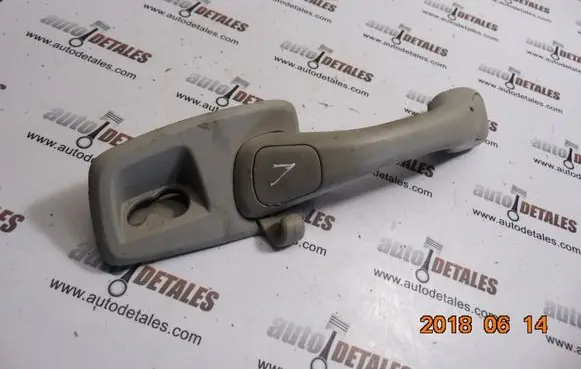 Volvo V70 Rear interior roof grab handle