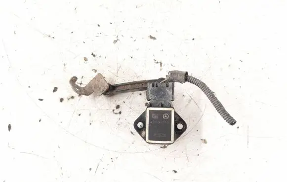 Mercedes-Benz R W251 Air suspension front height level sensor 0105427717 2513200732