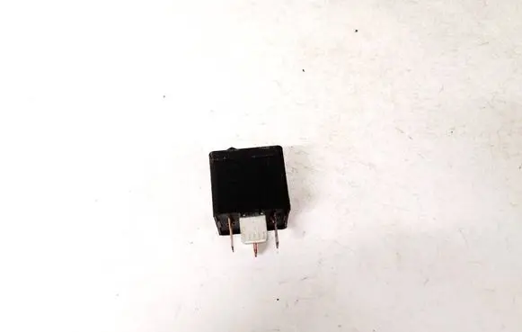 BMW 5 F10 F11 Other relay 61366901469