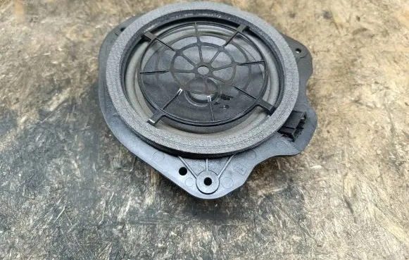 Audi A5 Front door speaker 8W6035411 UA707118 90016442704