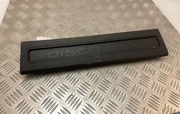 Land Rover Discovery 5 Front sill trim cover HY3213201AC