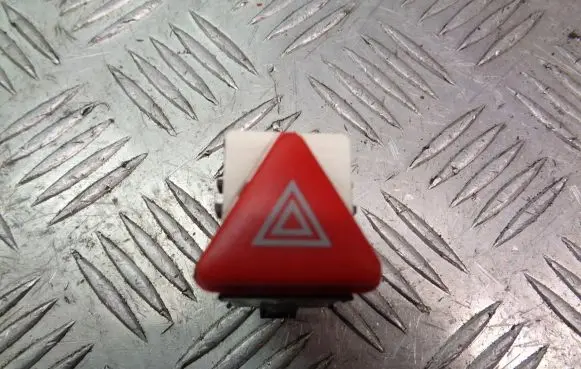 Skoda Fabia Mk1 (6Y) Hazard light switch