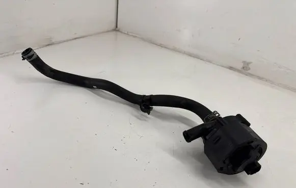Tesla Model X Electric auxiliary coolant/water pump 103732700F