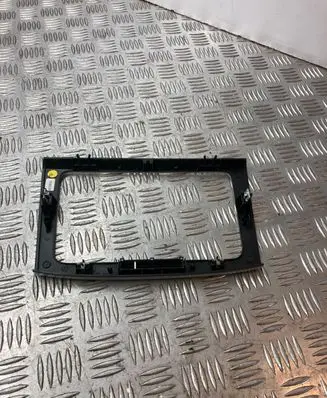 Volkswagen PASSAT B6 Radio/GPS head unit trim 3C0858069
