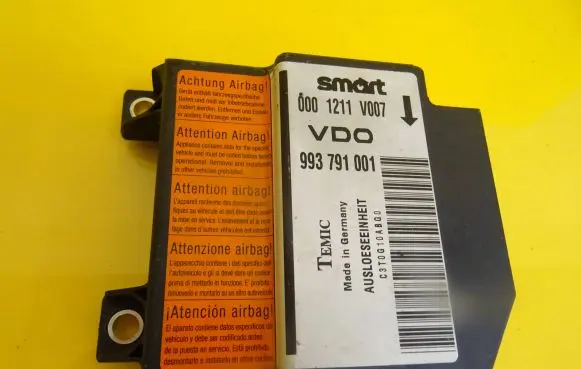 Smart ForTwo I Airbag control unit/module 0001211V007