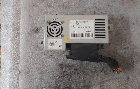 Mercedes-Benz C W203 Central body control module a2038206026 2038206026
