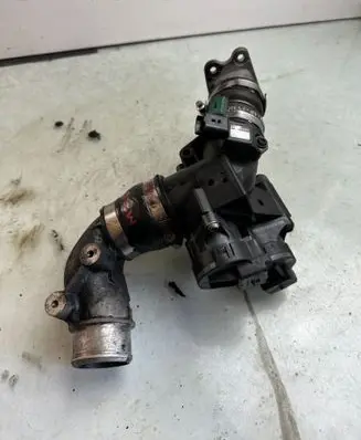 Mazda 3 I Throttle valve 9655971880 25352157
