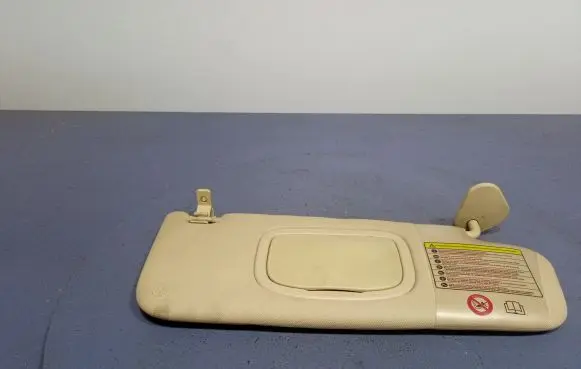 Alfa Romeo 159 Sun visor