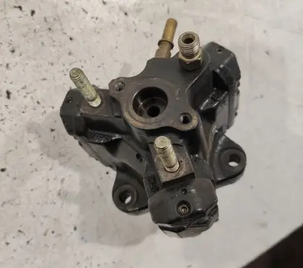 Renault Scenic I Fuel injection high pressure pump 7700111010
