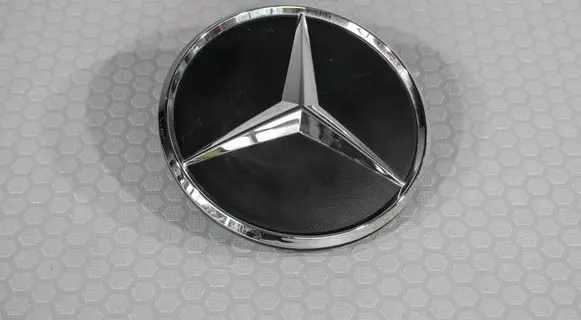 Mercedes-Benz Sprinter W906 Manufacturer badge logo/emblem A9067580058 A9068170116