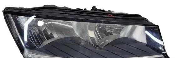 Skoda Fabia Mk3 (NJ) Headlight/headlamp 6v1941016d.kolumb