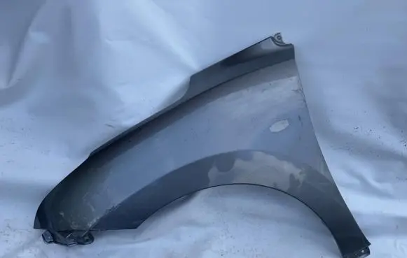 Suzuki Baleno IV Fender