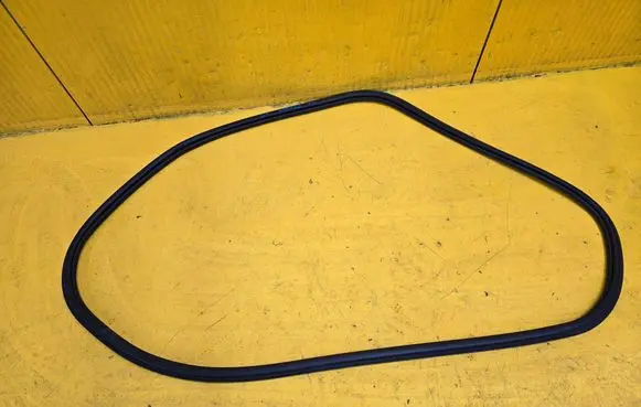 Lynk u0026 co 01 Rubber seal rear door 8888076316