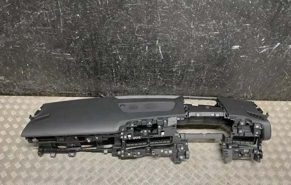 Hyundai Kona II Dashboard HF84711800