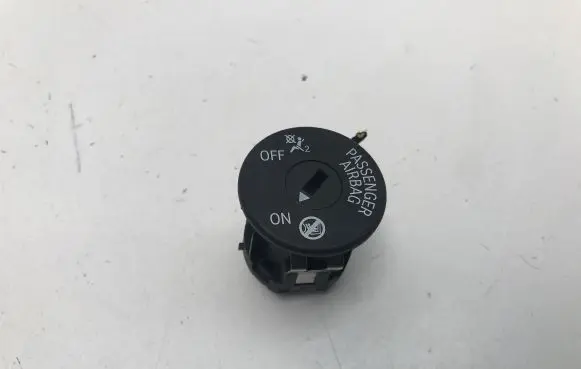 BMW iX3 Passenger airbag on/off switch 9483731