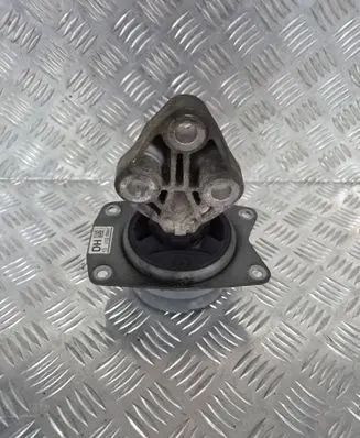 Opel Insignia A Engine mount bracket 13312096