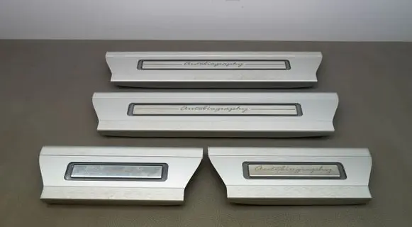 Land Rover Range Rover L405 Other sill/pillar trim element CPLA13244DC CPLA13200DC