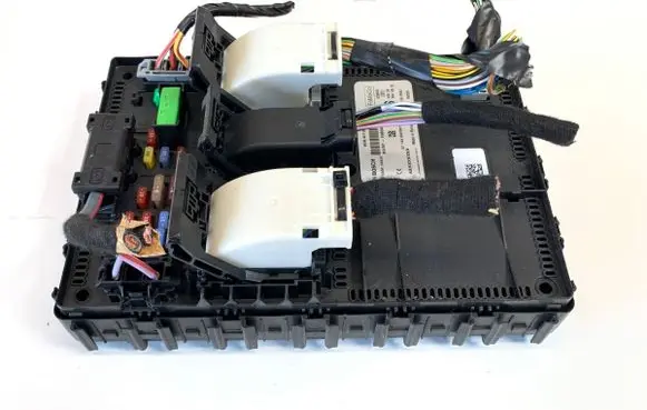 Ford Ecosport Central body control module HU5T15604BCS