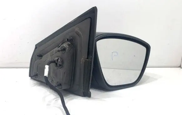 Ford Ka Front door electric wing mirror 