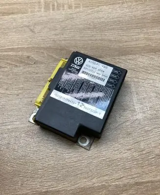 Volkswagen PASSAT B6 Airbag control unit/module 3C0909605M