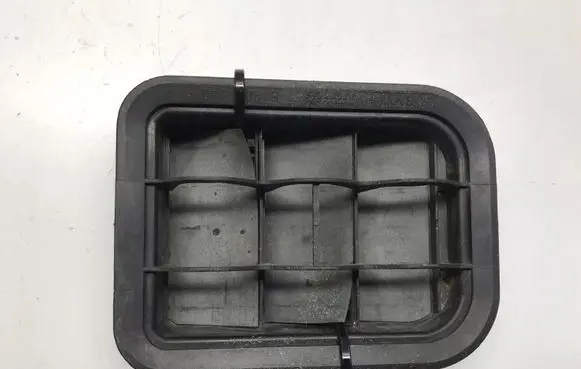 BMW Z4 E85 E86 Quarter panel pressure vent 6909340