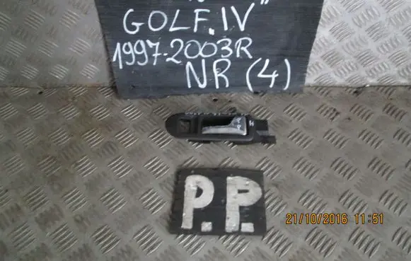Volkswagen Golf IV Front door interior handle 3B1837114