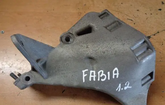 Skoda Fabia Mk2 (5J) Engine mounting bracket 03P199206