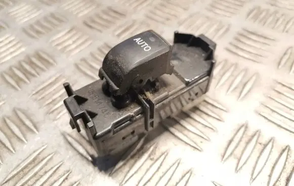 Lexus RX 450H Electric window control switch 8403048070