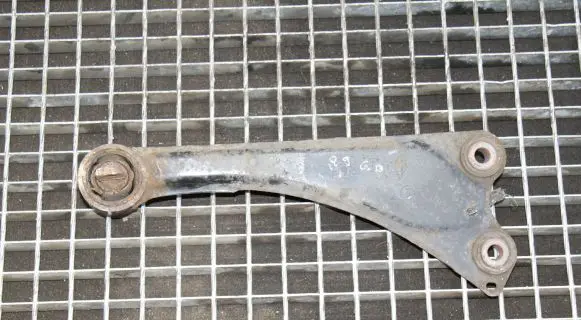 Toyota Avensis T270 Rear upper control arm/wishbone