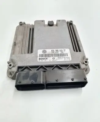 Volkswagen Touran I Engine control unit/module 03G906016BT 0281011761 1039S04447