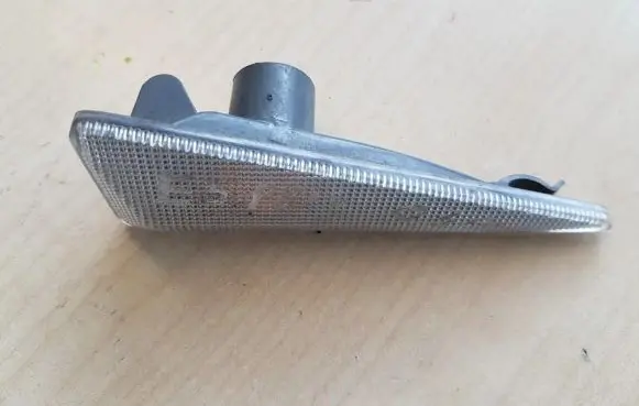 Renault Scenic II - Grand scenic II Front fender indicator light 8200027150