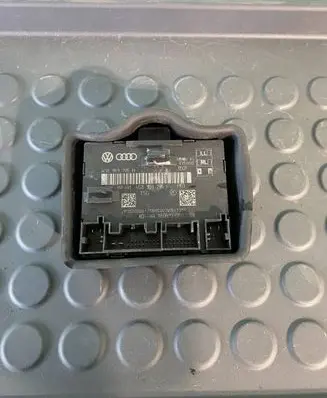 Audi A7 S7 4G Door control unit/module 4G8959795F P10102061 4GB8959795