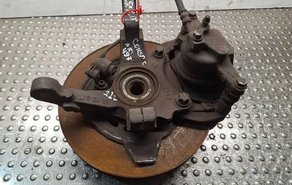 Front wheel hub spindle knuckle