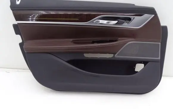 BMW 7 G11 G12 Front door card panel trim 105844440C
