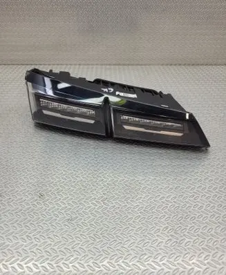 Peugeot 308 Tailgate rear/tail lights 9835300680