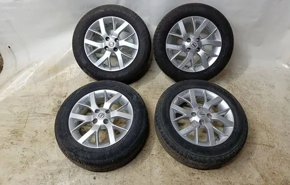 Nissan Note (E12) R15 alloy rim 