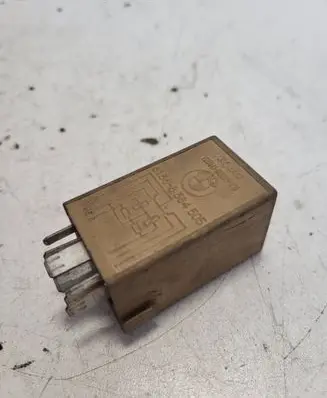 BMW X5 E53 Other relay 8384505
